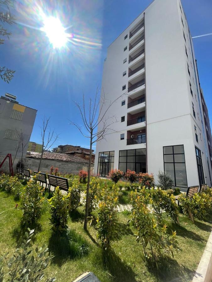 Center Tirana Apartments Buitenkant foto